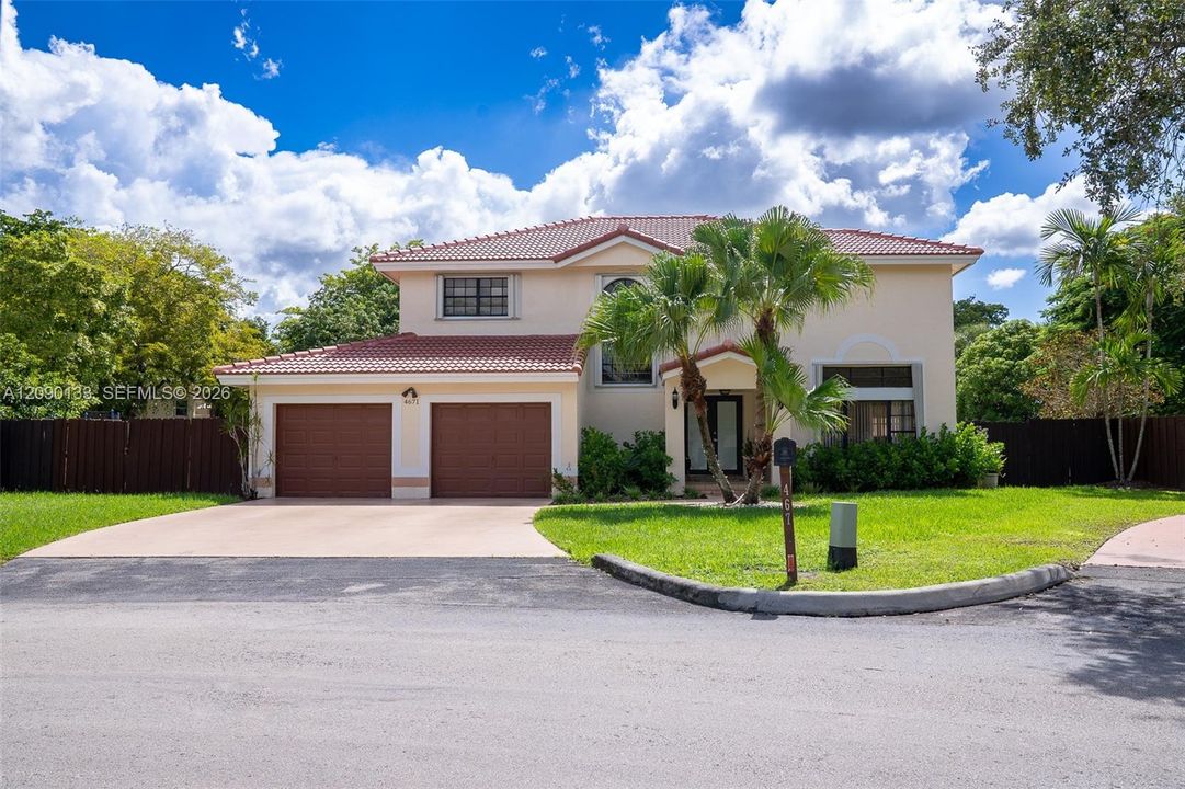 For Rent: $5,000 (4 beds, 3 baths, 2060 Square Feet)