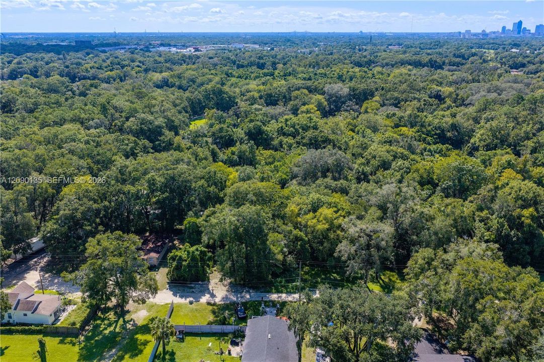 На продажу: $45,000 (0.13 acres)