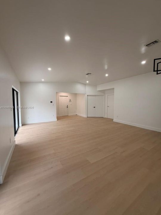 En Venta: $580,000 (3 camas, 2 baños, 1449 Pies cuadrados)