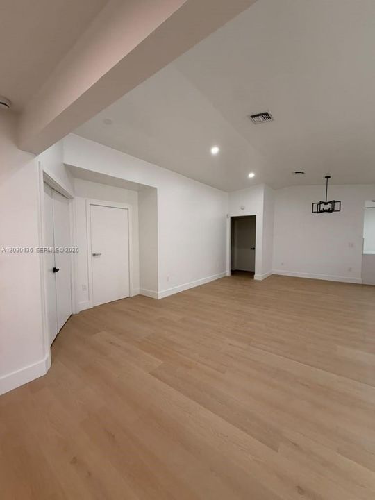 En Venta: $580,000 (3 camas, 2 baños, 1449 Pies cuadrados)