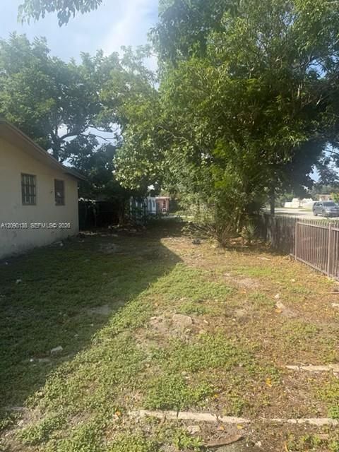 En Venta: $360,000 (3 camas, 1 baños, 1306 Pies cuadrados)