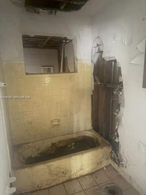En Venta: $360,000 (3 camas, 1 baños, 1306 Pies cuadrados)
