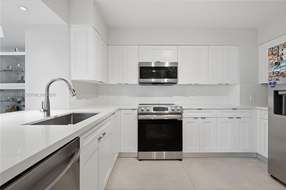 На продажу: $899,000 (3 спален, 2 ванн, 1510 Квадратных фут)