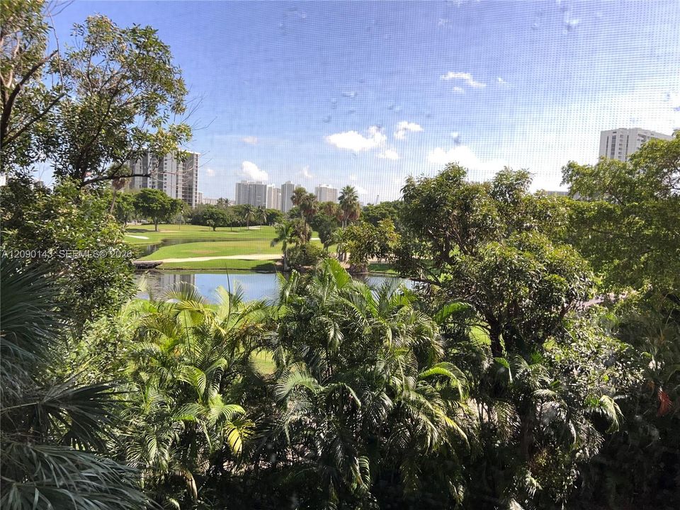 En Venta: $255,000 (2 camas, 2 baños, 1138 Pies cuadrados)
