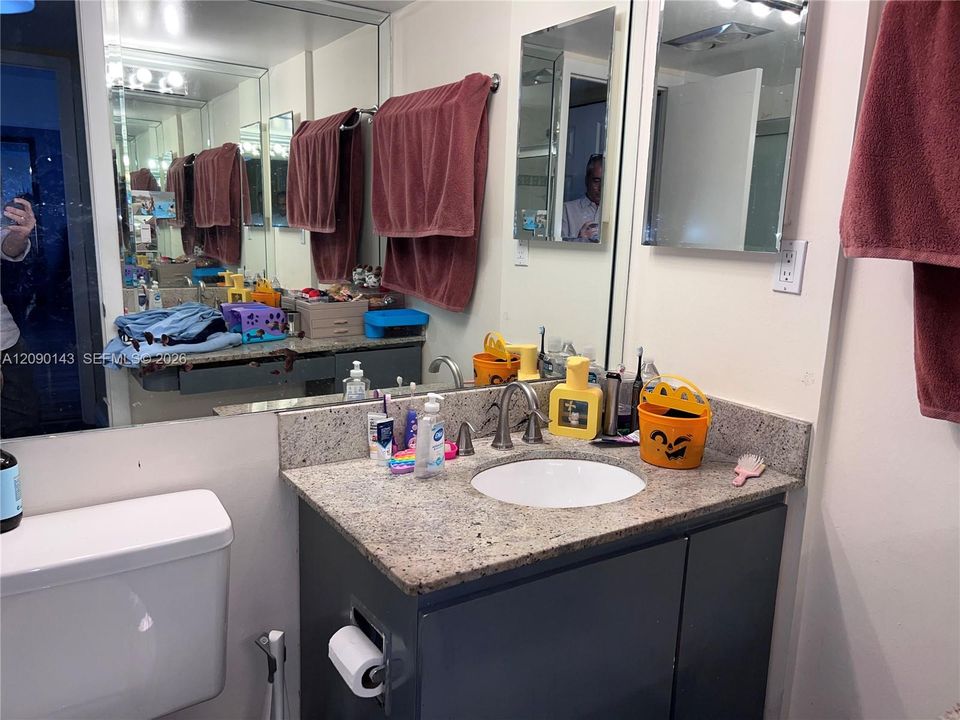 En Venta: $255,000 (2 camas, 2 baños, 1138 Pies cuadrados)