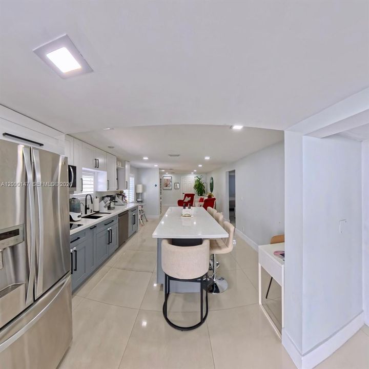 For Sale: $745,000 (5 beds, 4 baths, 1643 Square Feet)