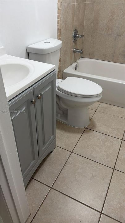 For Rent: $2,800 (3 beds, 3 baths, 2775 Square Feet)