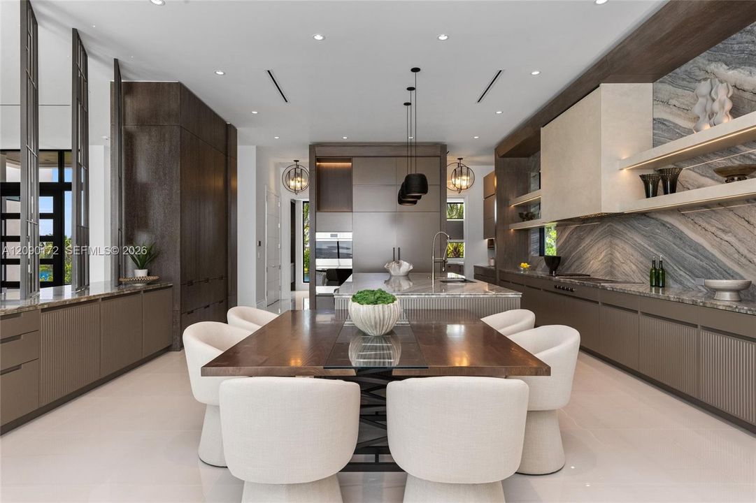 For Sale: $29,950,000 (6 beds, 7 baths, 9773 Square Feet)