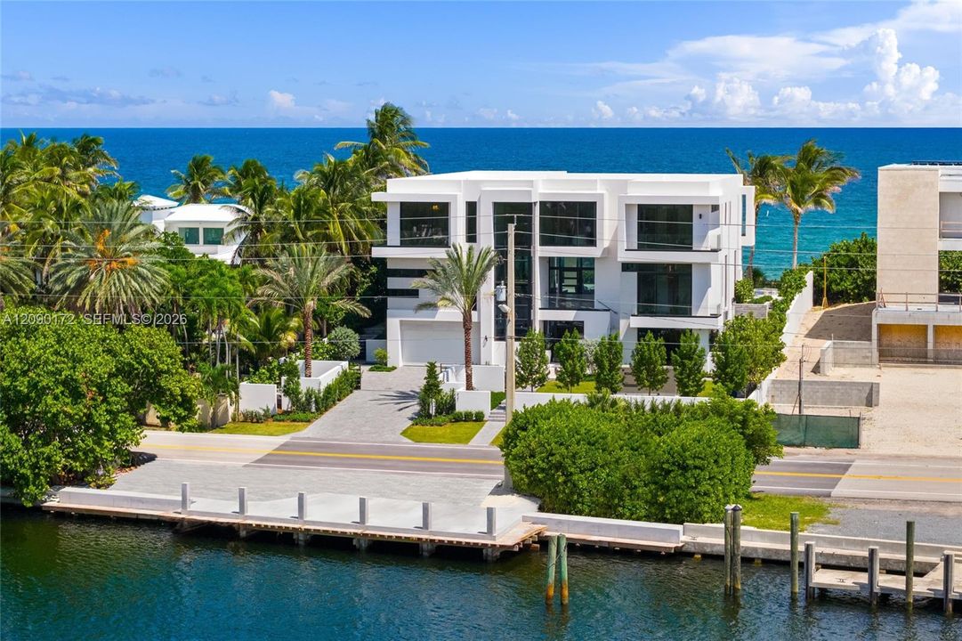 For Sale: $29,950,000 (6 beds, 7 baths, 9773 Square Feet)