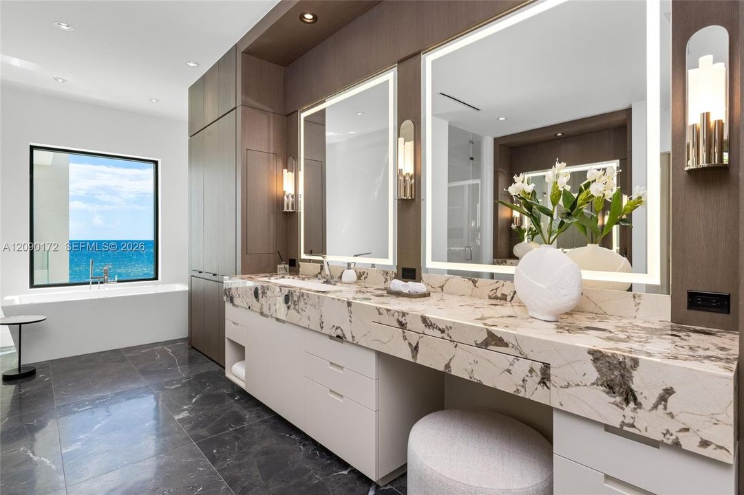 For Sale: $29,950,000 (6 beds, 7 baths, 9773 Square Feet)