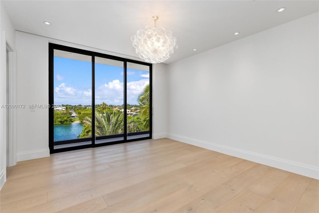 For Sale: $29,950,000 (6 beds, 7 baths, 9773 Square Feet)