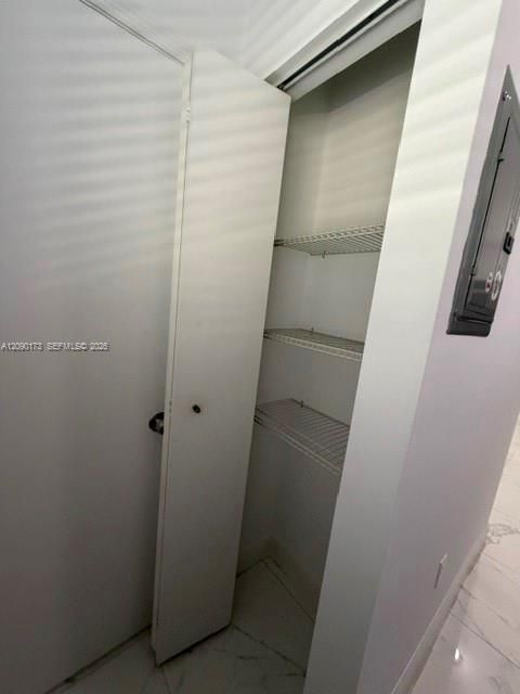 В аренду: $1,450 (1 спален, 1 ванн, 3650 Квадратных фут)
