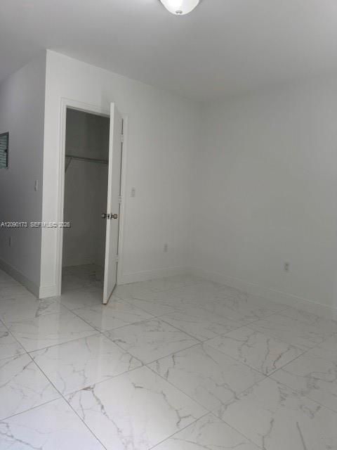 В аренду: $1,450 (1 спален, 1 ванн, 3650 Квадратных фут)