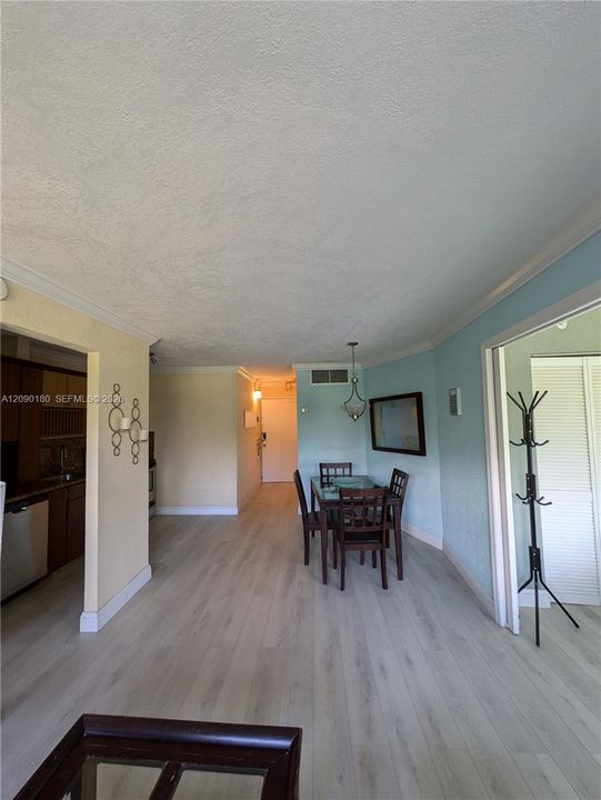 For Rent: $2,500 (1 beds, 1 baths, 510 Square Feet)