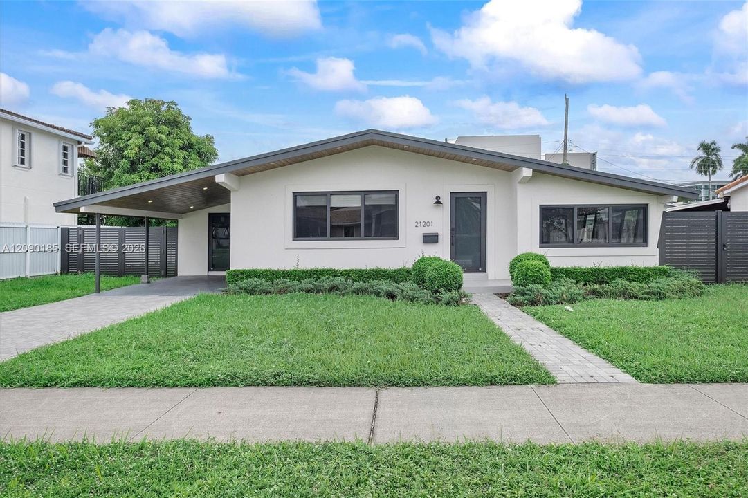 For Sale: $1,030,000 (3 beds, 2 baths, 1375 Square Feet)