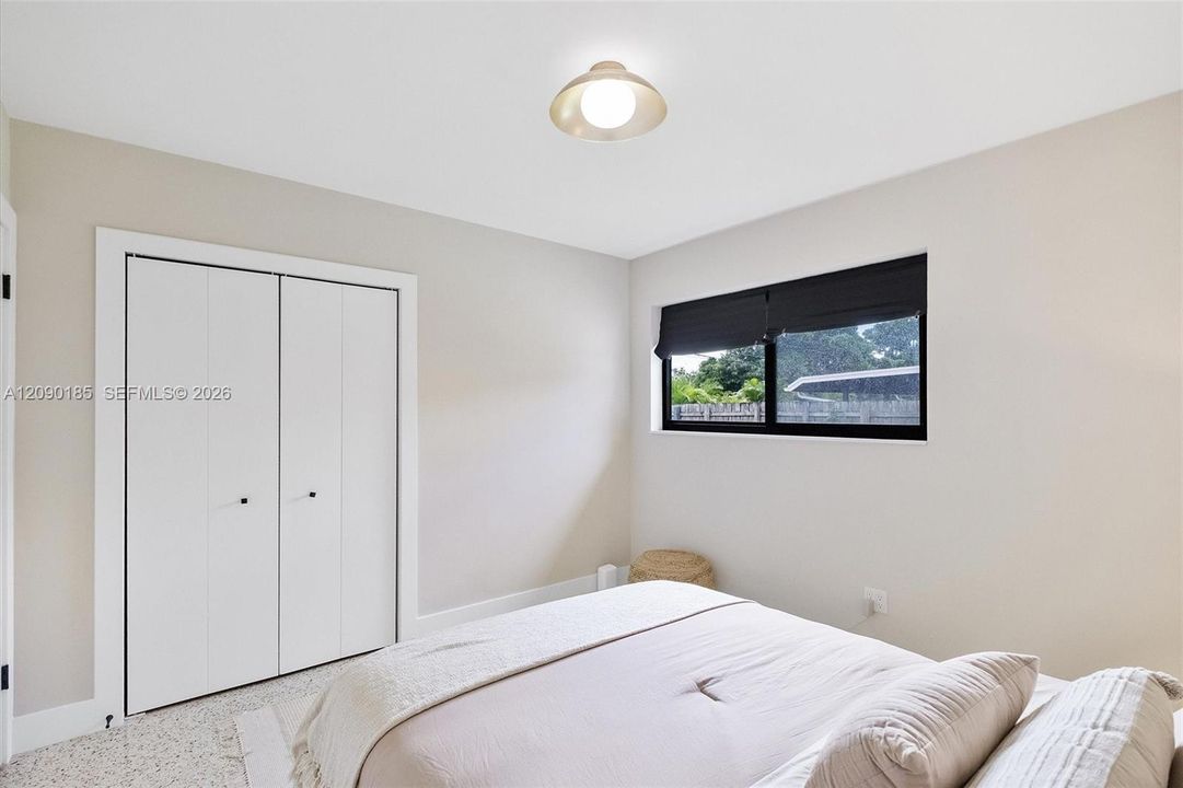 For Sale: $1,030,000 (3 beds, 2 baths, 1375 Square Feet)