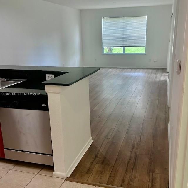 В аренду: $1,900 (1 спален, 1 ванн, 672 Квадратных фут)