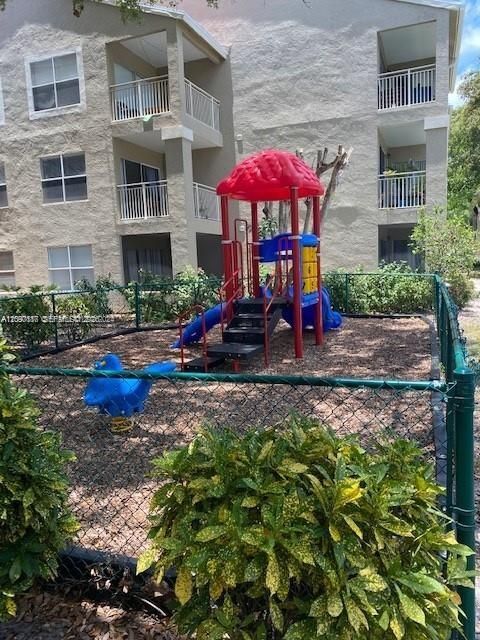 В аренду: $1,900 (1 спален, 1 ванн, 672 Квадратных фут)