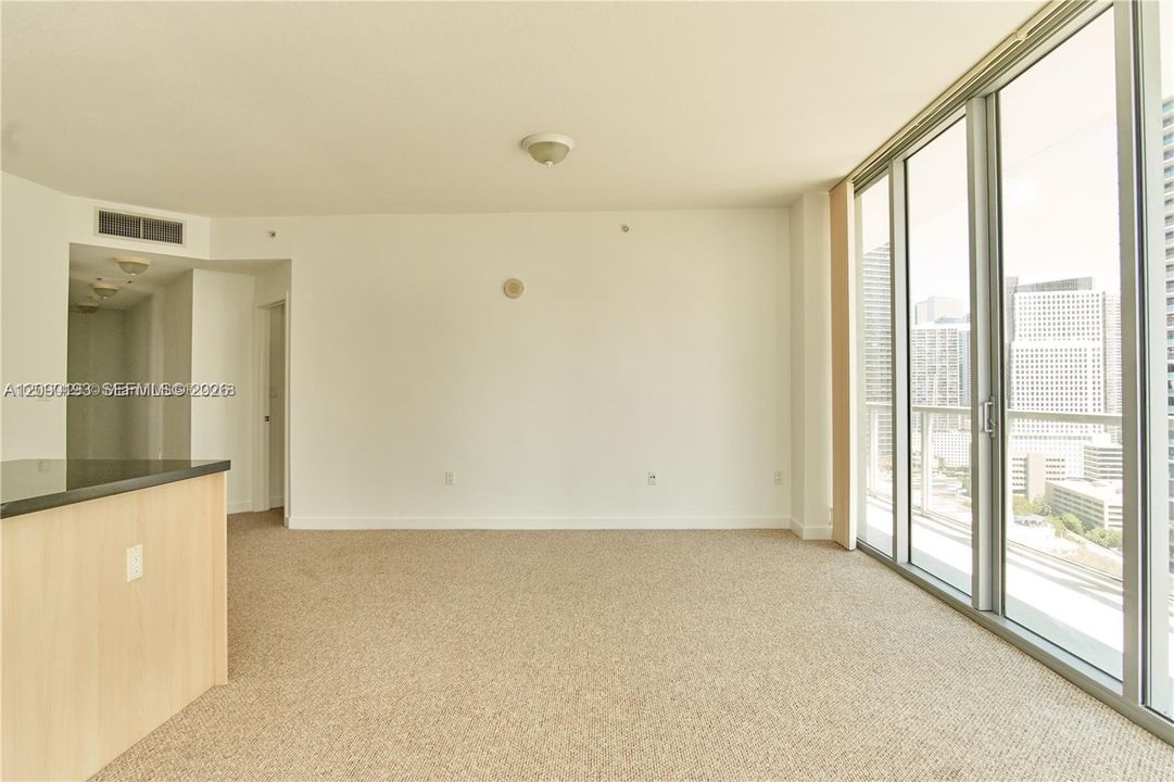 For Rent: $3,900 (2 beds, 2 baths, 1107 Square Feet)
