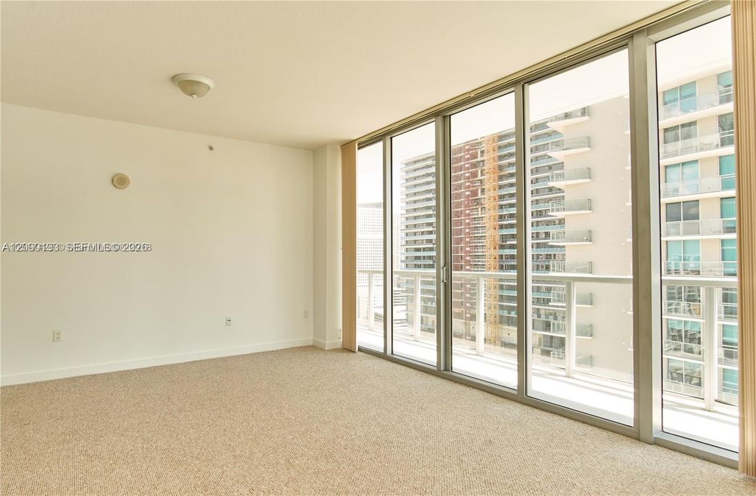 For Rent: $3,900 (2 beds, 2 baths, 1107 Square Feet)