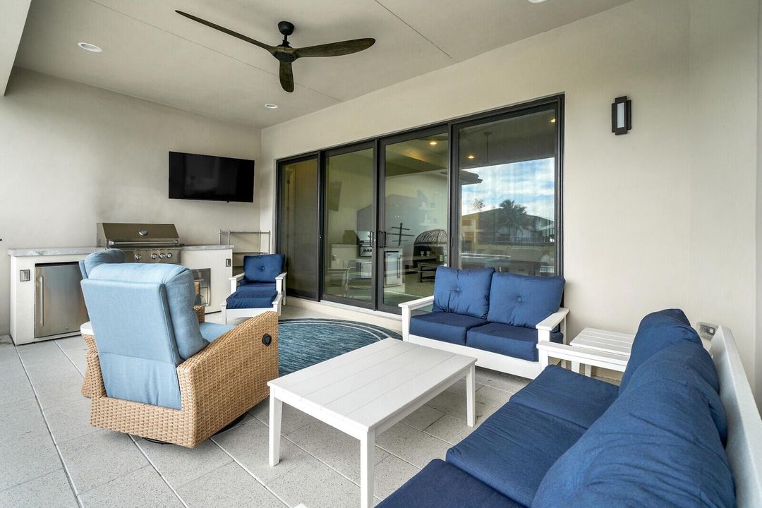 COVERED LANAI
