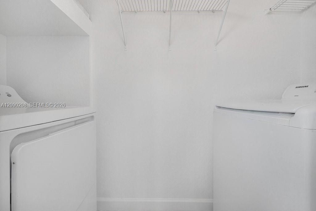 В аренду: $2,800 (3 спален, 2 ванн, 1665 Квадратных фут)