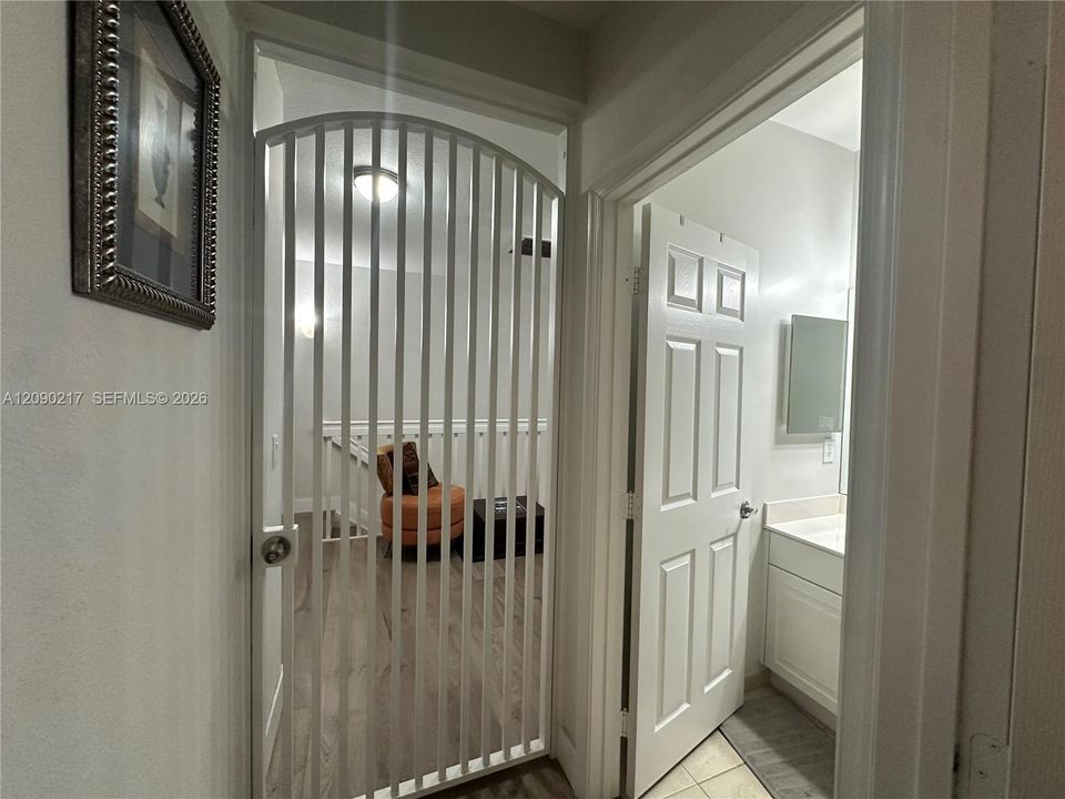 En Venta: $498,000 (3 camas, 2 baños, 1935 Pies cuadrados)