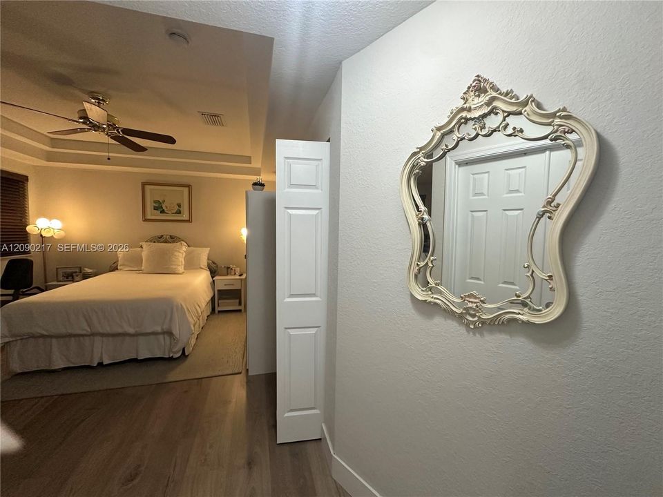 En Venta: $498,000 (3 camas, 2 baños, 1935 Pies cuadrados)