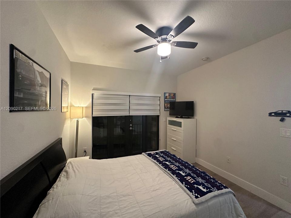En Venta: $498,000 (3 camas, 2 baños, 1935 Pies cuadrados)
