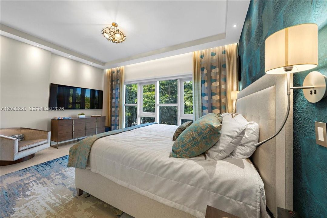 En Renta: $13,500 (3 camas, 3 baños, 2561 Pies cuadrados)