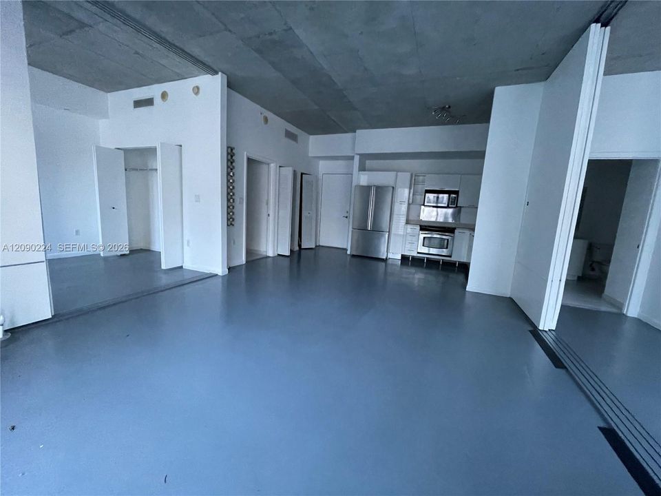 For Rent: $3,300 (2 beds, 2 baths, 1010 Square Feet)