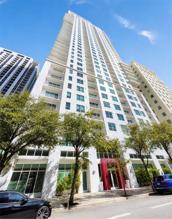 For Rent: $3,300 (2 beds, 2 baths, 1010 Square Feet)