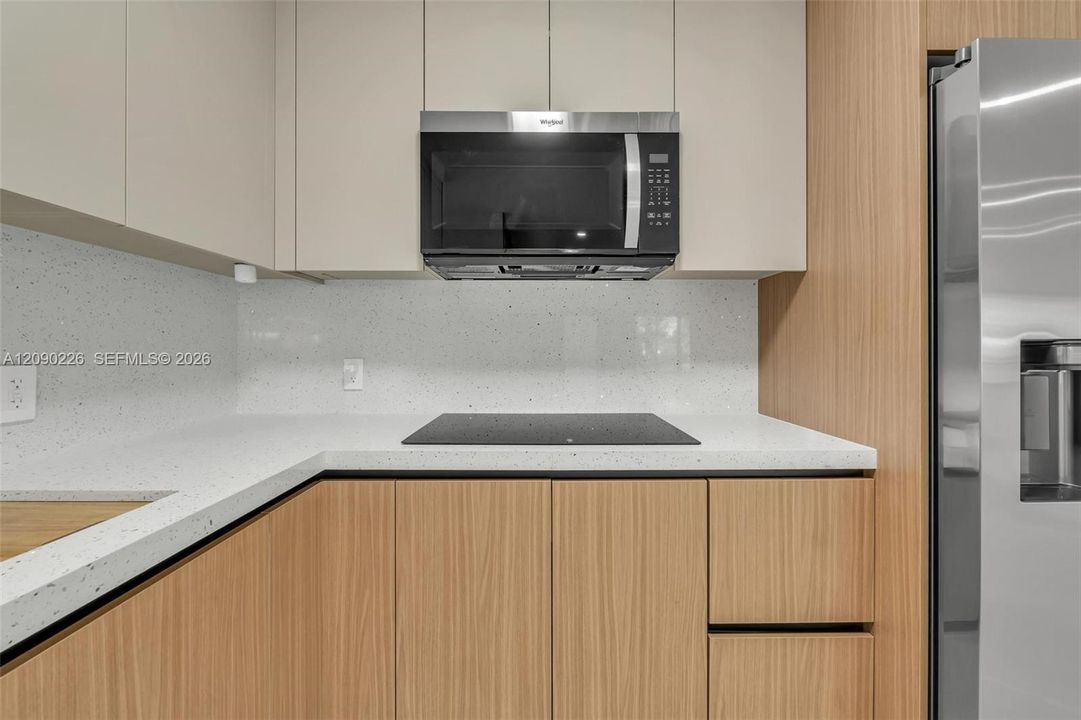 На продажу: $549,000 (4 спален, 2 ванн, 1222 Квадратных фут)