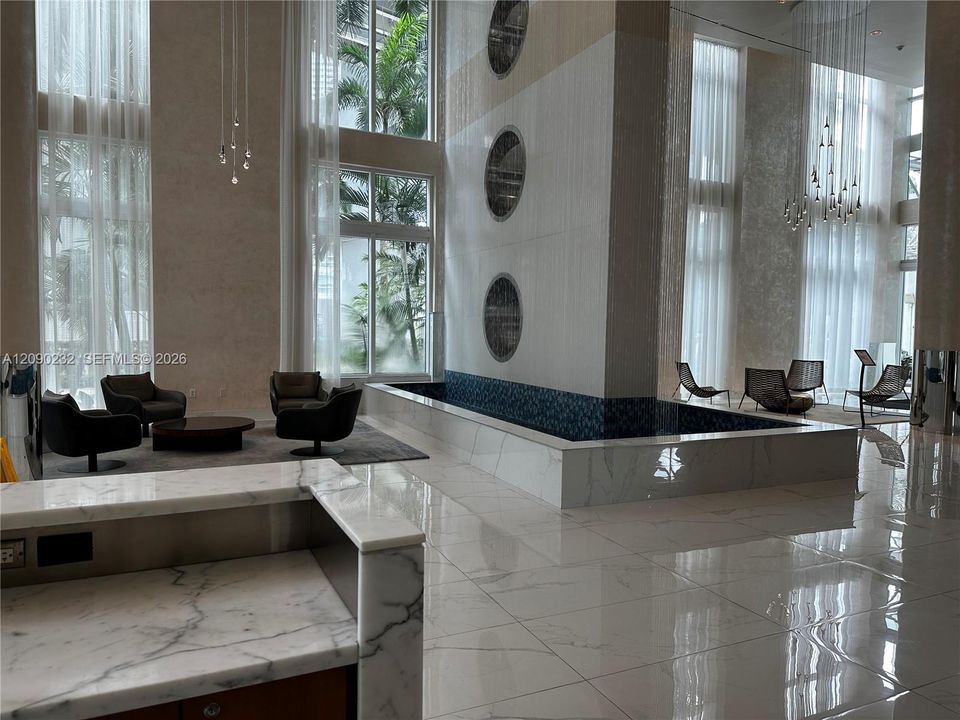 For Rent: $3,000 (1 beds, 1 baths, 952 Square Feet)