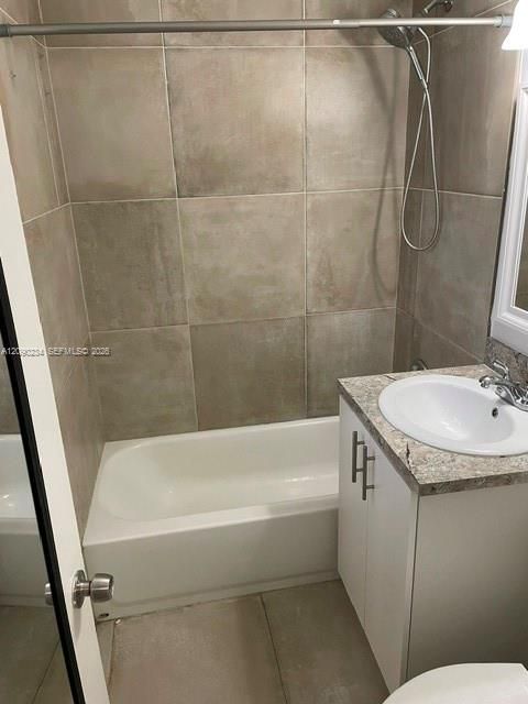 For Rent: $1,650 (1 beds, 1 baths, 499 Square Feet)