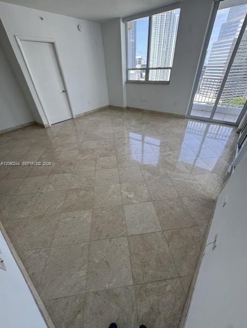 For Rent: $5,100 (2 beds, 2 baths, 1280 Square Feet)