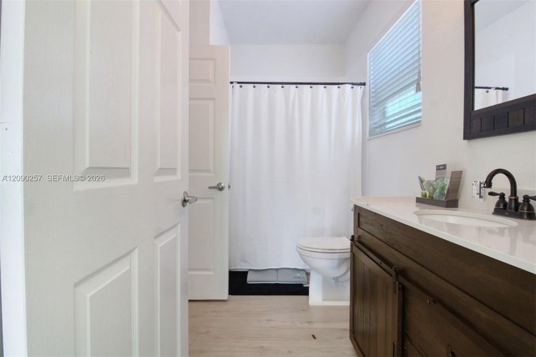 For Sale: $560,000 (4 beds, 2 baths, 2056 Square Feet)