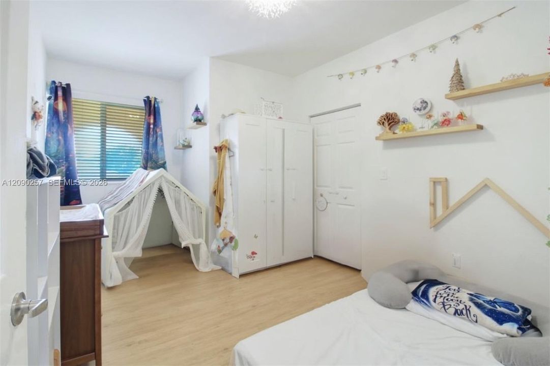 For Sale: $560,000 (4 beds, 2 baths, 2056 Square Feet)