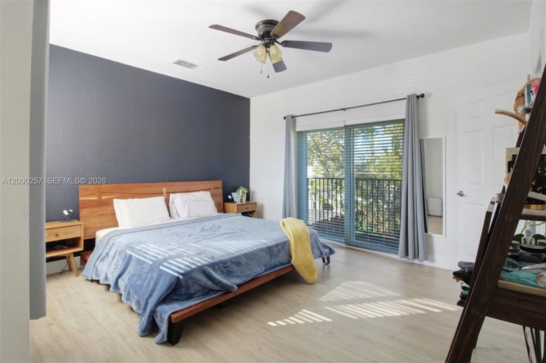 For Sale: $560,000 (4 beds, 2 baths, 2056 Square Feet)