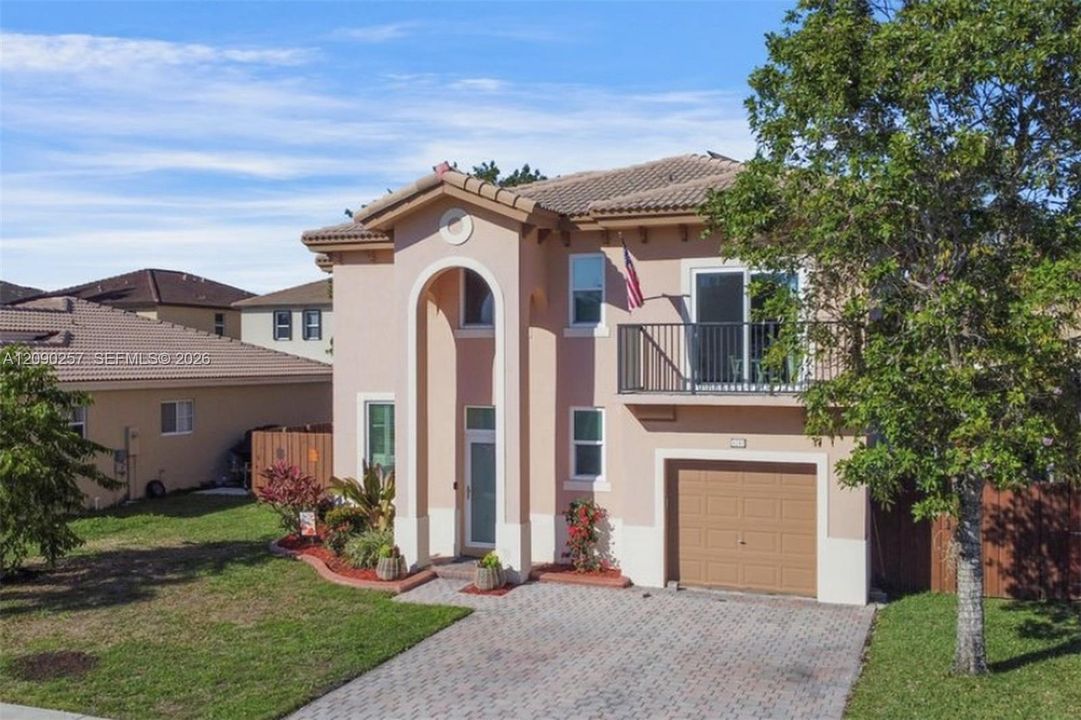 For Sale: $560,000 (4 beds, 2 baths, 2056 Square Feet)