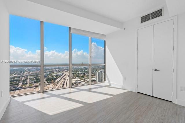 For Rent: $7,000 (2 beds, 2 baths, 1647 Square Feet)