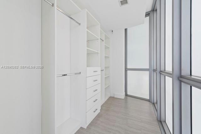 For Rent: $7,000 (2 beds, 2 baths, 1647 Square Feet)