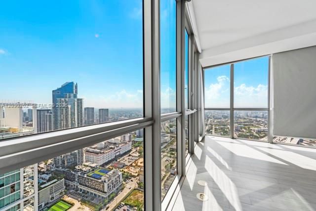 For Rent: $7,000 (2 beds, 2 baths, 1647 Square Feet)