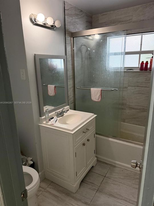 En Venta: $450,000 (4 camas, 3 baños, 1074 Pies cuadrados)
