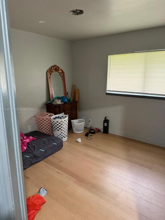 En Venta: $450,000 (4 camas, 3 baños, 1074 Pies cuadrados)