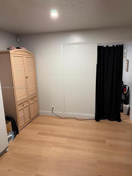 En Venta: $450,000 (4 camas, 3 baños, 1074 Pies cuadrados)