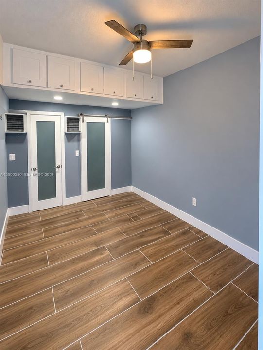 En Venta: $679,000 (4 camas, 3 baños, 1812 Pies cuadrados)