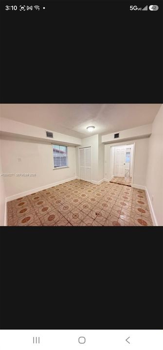 En Venta: $680,000 (5 camas, 2 baños, 1770 Pies cuadrados)