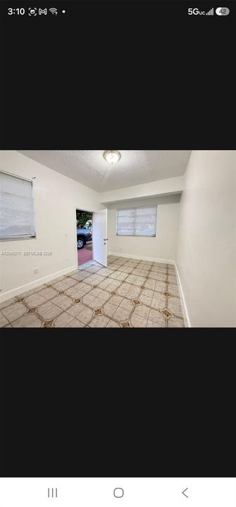 En Venta: $680,000 (5 camas, 2 baños, 1770 Pies cuadrados)
