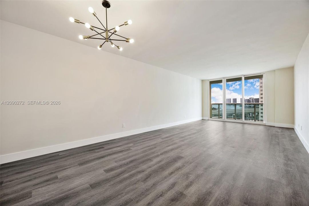 En Venta: $314,900 (1 camas, 1 baños, 1005 Pies cuadrados)